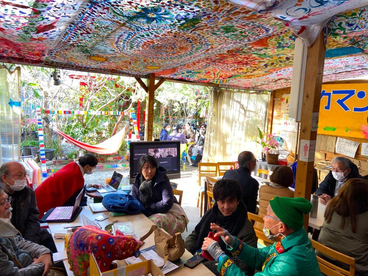 Kamagasaki University Of The Arts Cafe Garden Guest House Aka Cocoroom Osaka Exteriör bild