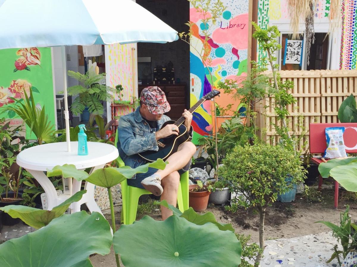 Kamagasaki University Of The Arts Cafe Garden Guest House Aka Cocoroom Osaka Exteriör bild